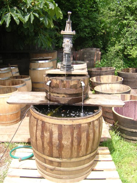 Große Holzfass Cascade, Holzfass Wasserspiel