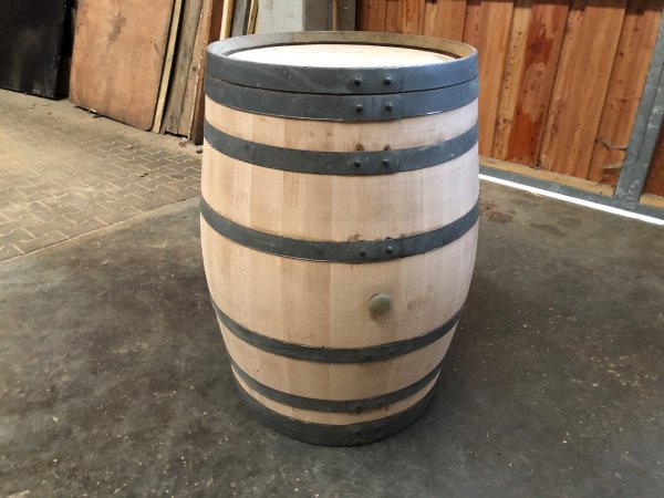 Fasstisch Weinfass als Stehtisch Eichenfass gebraucht, Tischfass Holzfass 300 Liter