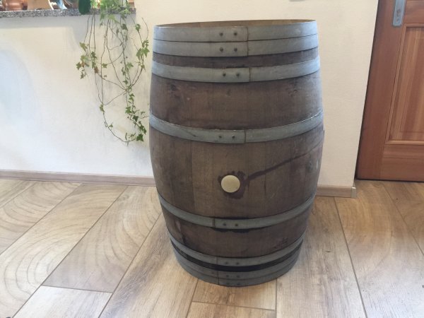 Fasstisch Weinfass als Stehtisch aus Eichenholz, patiniert, nachhaltiges Holzfass und Fassmöbel zum Stehen